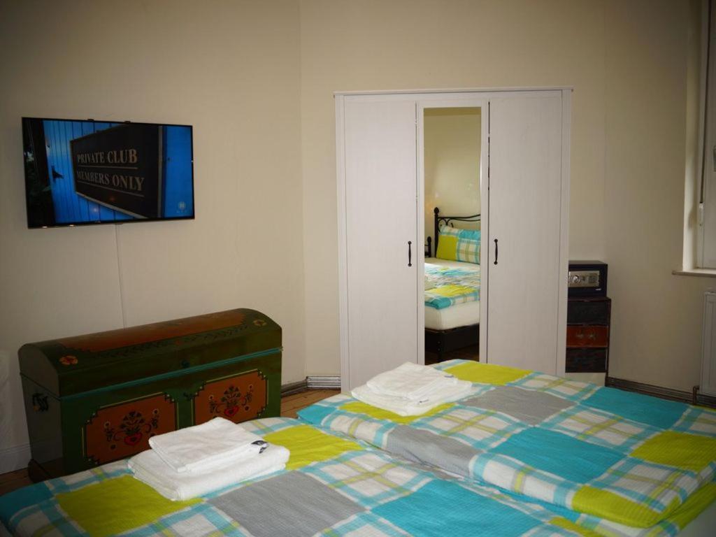 Top Lage! Appartement Im Herzen Von Einbeck! 3 Schlafzimmer, Garten! Luaran gambar